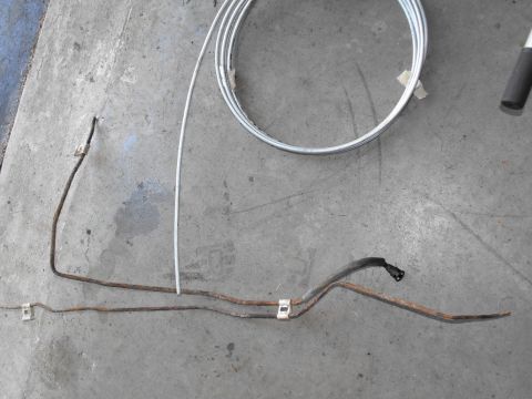 1990 Lincoln Town Car - The 25 foot coil of 5/16" fuel line was $19.50 for the whole coil. I had several 1/4" coils laying around from previous cars. Saving the cl…