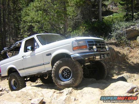 1995 Ford Bronco - This 1995 Ford Bronco is navigating a challenging off-road course.