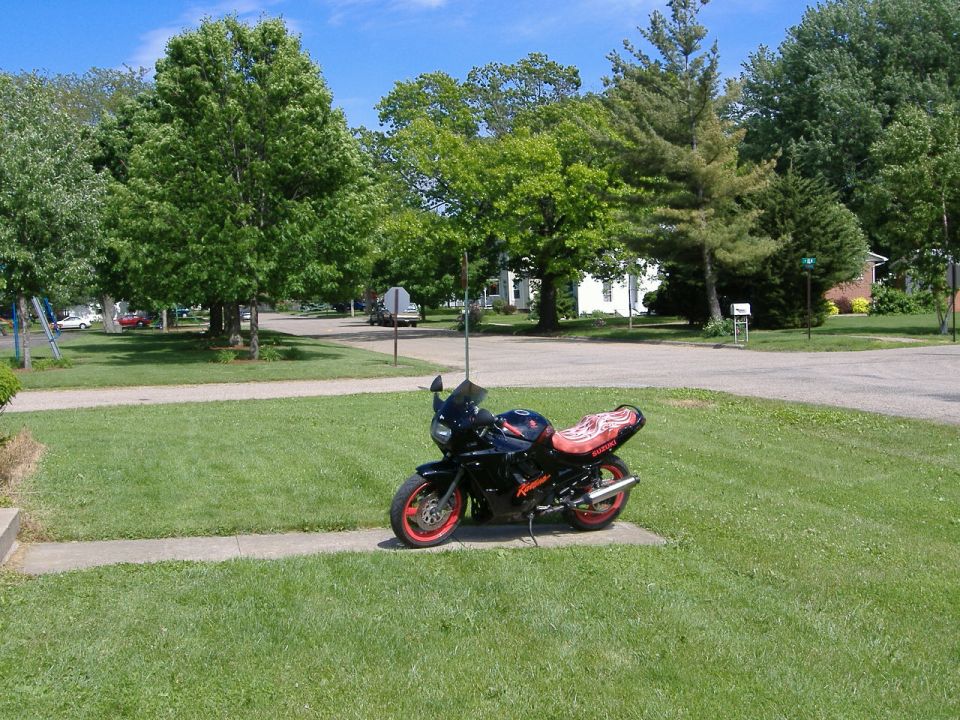 1992 Suzuki GSX600F Katana “"Can of Tuna"”