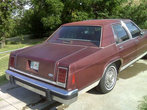 1986 Ford LTD Crown Victoria “Crown”