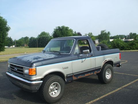 1990 Ford Bronco - Finally summer 2008 - top is off..!