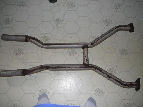 1997 Mercury Grand Marquis - This is an exhaust system part, not a 1997 Mercury Grand Marquis.