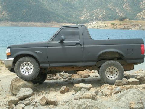1996 Ford Bronco photo
