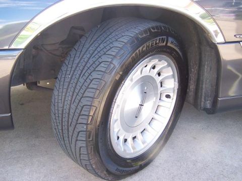 1998 Lincoln Town Car - Stock sized Michelin Hydroedge tires