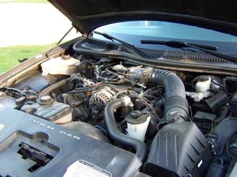 1998 Lincoln Town Car photo