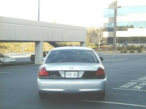 2001 Ford Crown Victoria photo