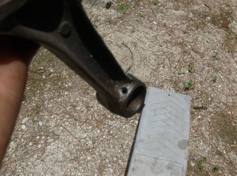 1989 Ford Bronco - rod oil holes