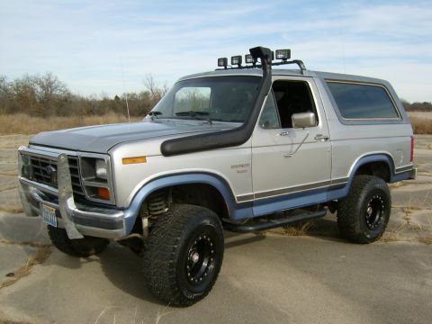 1986 Ford Bronco photo
