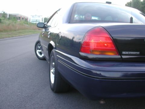 1999 Ford Crown Victoria photo