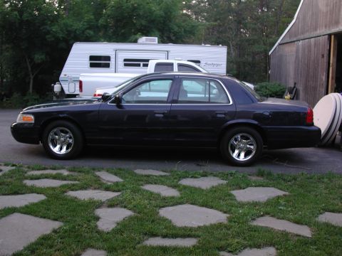 1999 Ford Crown Victoria photo