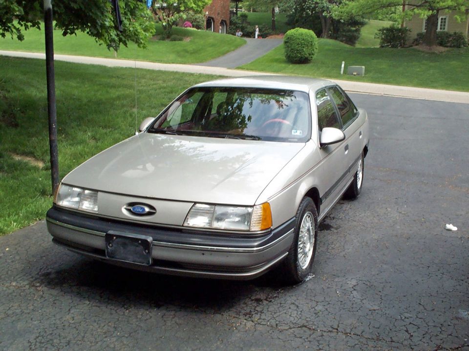 1989 Ford Thunderbird “Silver Bull”
