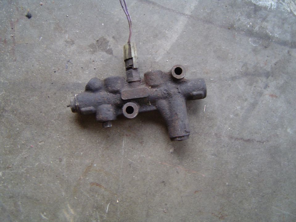 '85 Prop valve $20