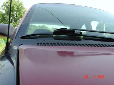 1997 Dodge Neon photo