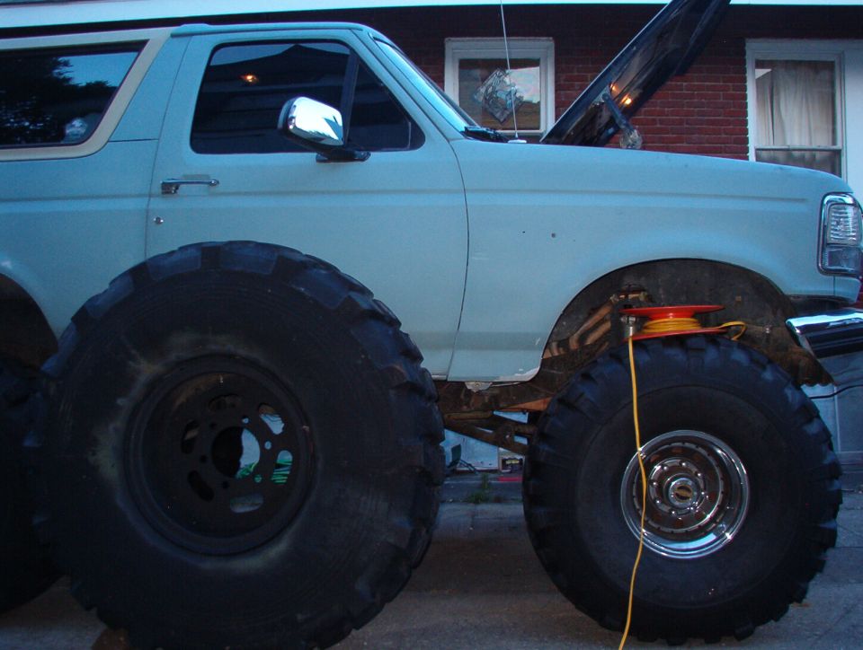 44s just aren't big enough for cruising campus, partying, and commuting a few blocks to work.  These 53s MIGHT do it.  But since the first lift was installed so badly, the frame will have to be swapped before the Rockwells can go in.