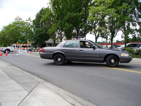 2000 Ford Crown Victoria photo