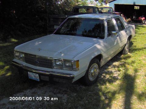 1991 Ford Crown Victoria LTD photo