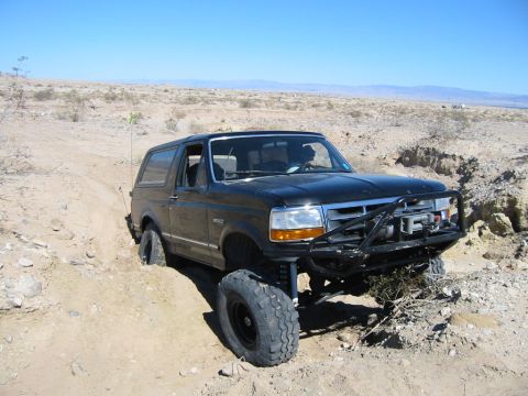 1992 Ford Bronco - Some wheel stuffing... the rears fit alot better now!