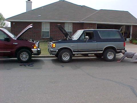 1991 Ford Bronco - tryin to get it started cuz of bad battery(that's my dad, he used to be the hard worker)