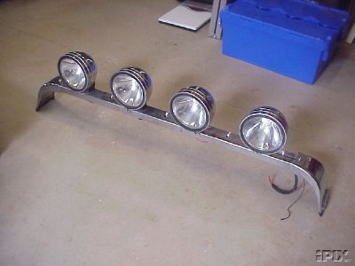 1991 Ford Bronco - light bar i'm tryin to sell. $100 4 the bar and lights!!