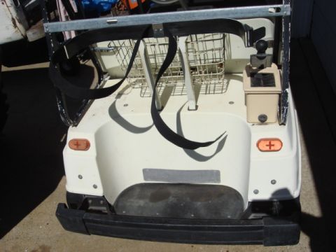 1983 Ford Bronco - here is the basket and bag straps