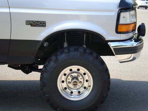 1996 Ford Bronco - Front bumper after being cut for clearance. Cut was made from top of moulding downward into bumper about two inches at its widest spot (mid…