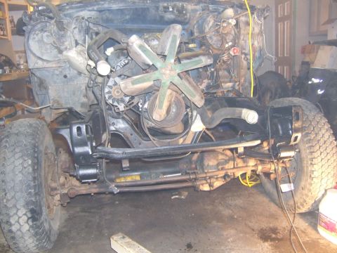 1989 Ford Bronco - 460 from the front and D60