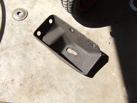 1989 Ford Bronco - Hmm now what to do with the old motor mounts...