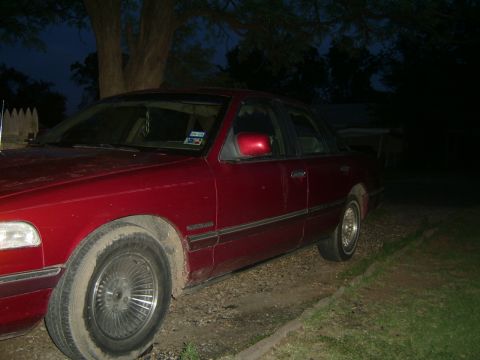 1994 Ford Crown Victoria photo