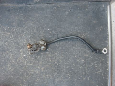 1983 Ford Bronco - I removed the negitive wire from the battery and the solinoid pack. I was surprised there was nothing to the frame. i might add a frame gro…