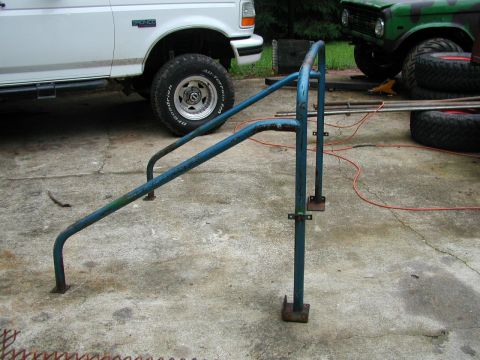 1967 Ford Bronco - Side View Notice how the back bars are bolted in Also look ad rollbar_bolt. I can weld this together if that will help