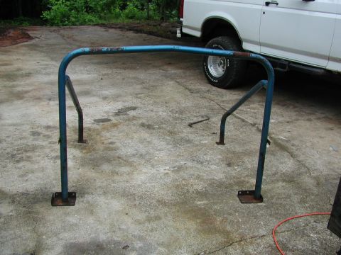 1967 Ford Bronco - Front View of the Roll Bar