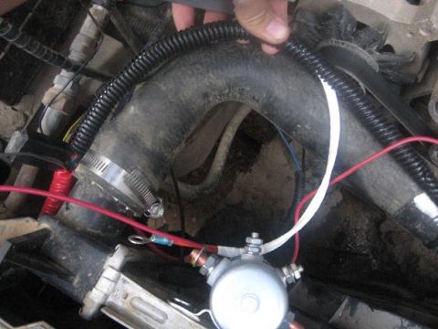 1988 Ford Bronco - i taped the orange and red wires together and routed them threw the loom with the yellow and blue wires.