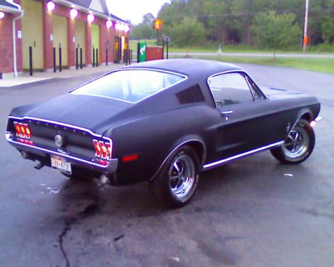 1968 Ford Mustang - Cam phone pic, July 2008.