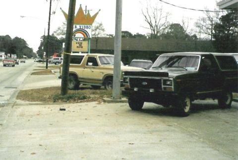 1983 Ford Bronco - This is where I came to a stop after being hit in the RHR tire by a car doing ~60. I drove away with a bent rim, bumper, and rear quarter -…