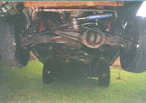 1983 Ford Bronco - This is the easiest way to clean the underside - just use the winch & a strong tree. [url=http://www.supermotors.net/registry/media/440042]…