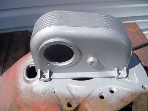 1980 Ford Bronco - After everything was found to be in good condition I cleaned all the parts and used a brass brush on a grinder to clean the housing. It gav…