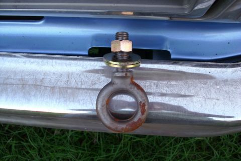 1989 Ford Mustang - tow point