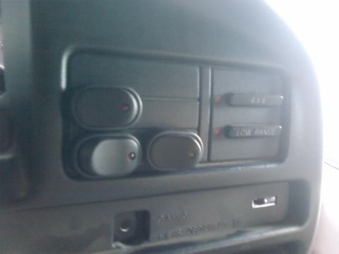 1995 Ford Bronco - switches in final position