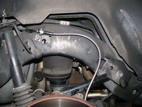 2003 Mercury Marauder - Stainless steel brake lines installed on the passenger's side. Note: Check clearance to ensure no rubbing from the wheels & tires.