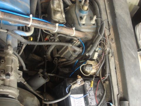 1983 Ford Bronco - this is showing the new power wire. this is a much cleaner install.