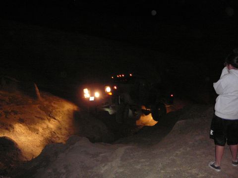 1991 Ford Bronco - It's tuff to see but there is about 3-4 feet of air under his front tire!