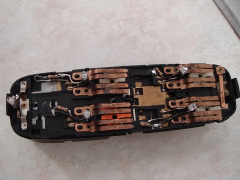 1998 Volvo V70 - The master switch. The polarity on the window switch LEDs is the reverse of all the other switches. Cut both LED s off near the top of the…