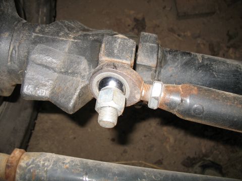 1993 Ford Bronco - new heims on the trackbar