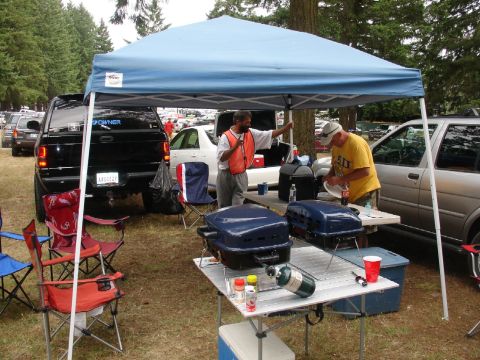 1978 Ford Bronco - Feedin the handycap guy.