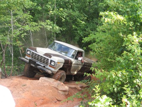 1989 Ford Bronco - Look, its a big cow!