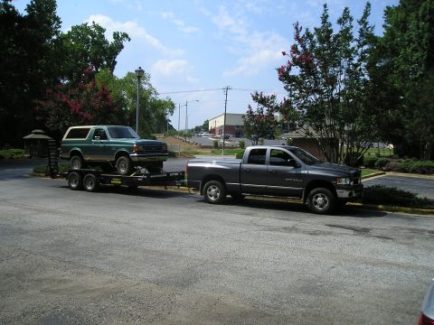 1989 Ford Bronco - Ready to leave 3 hours late.