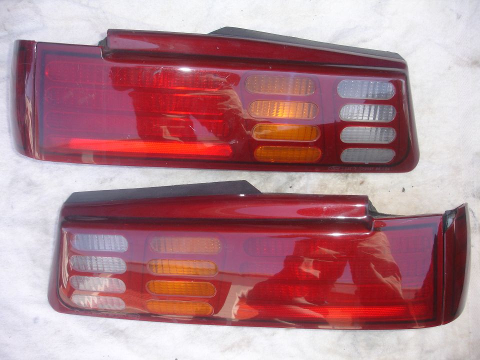 Pair of 1993 Ford Taurus taillights