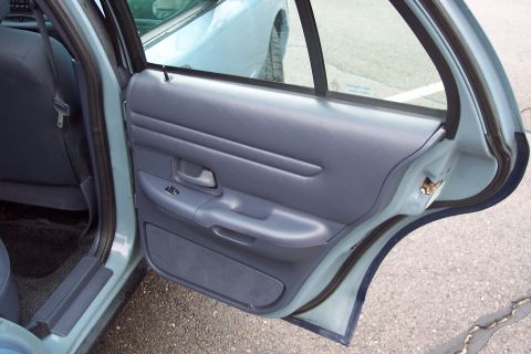 2001 Ford Crown Victoria