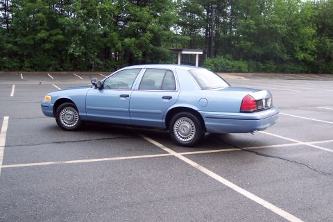 2001 Ford Crown Victoria