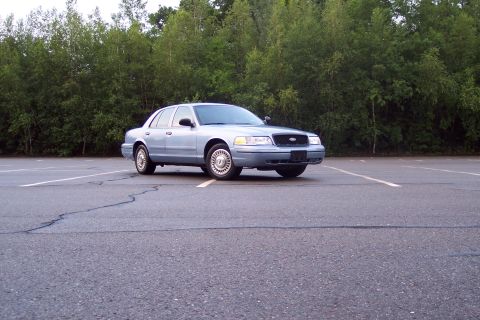 2001 Ford Crown Victoria